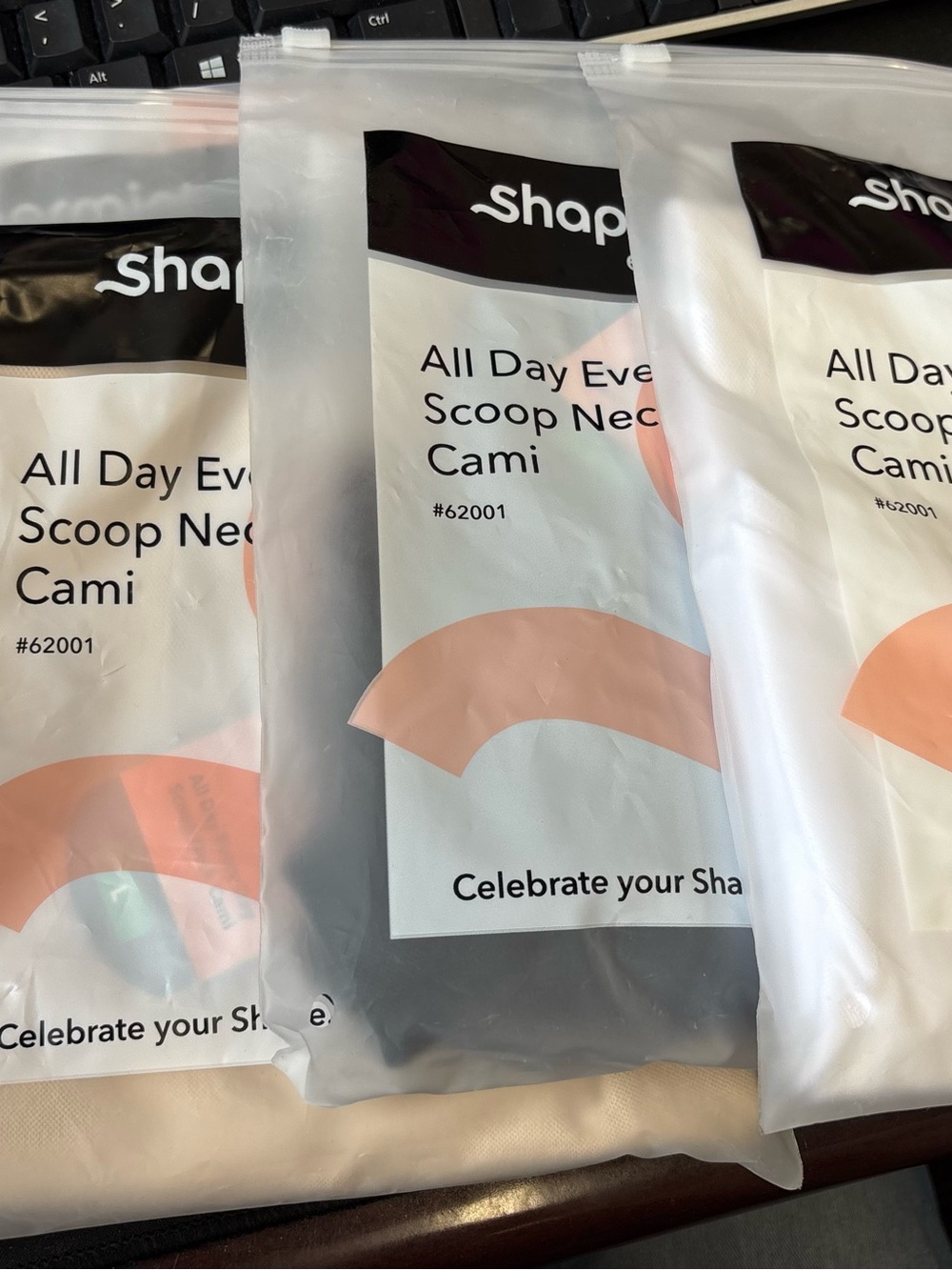 Shapermint Scoop Neck Cami bundle